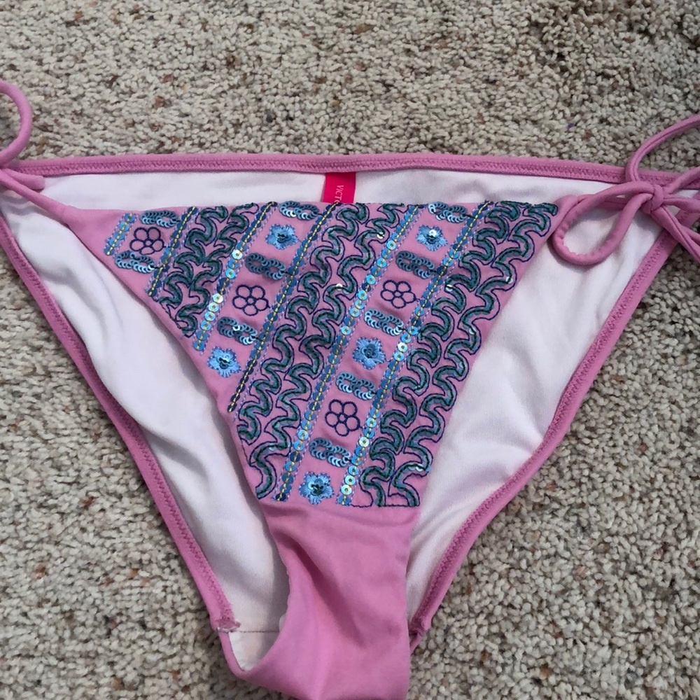Bikini bottoms